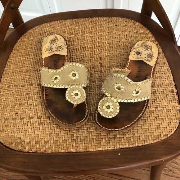 SALE Jack Rogers gold sandals size 6 - Picture 1 of 4